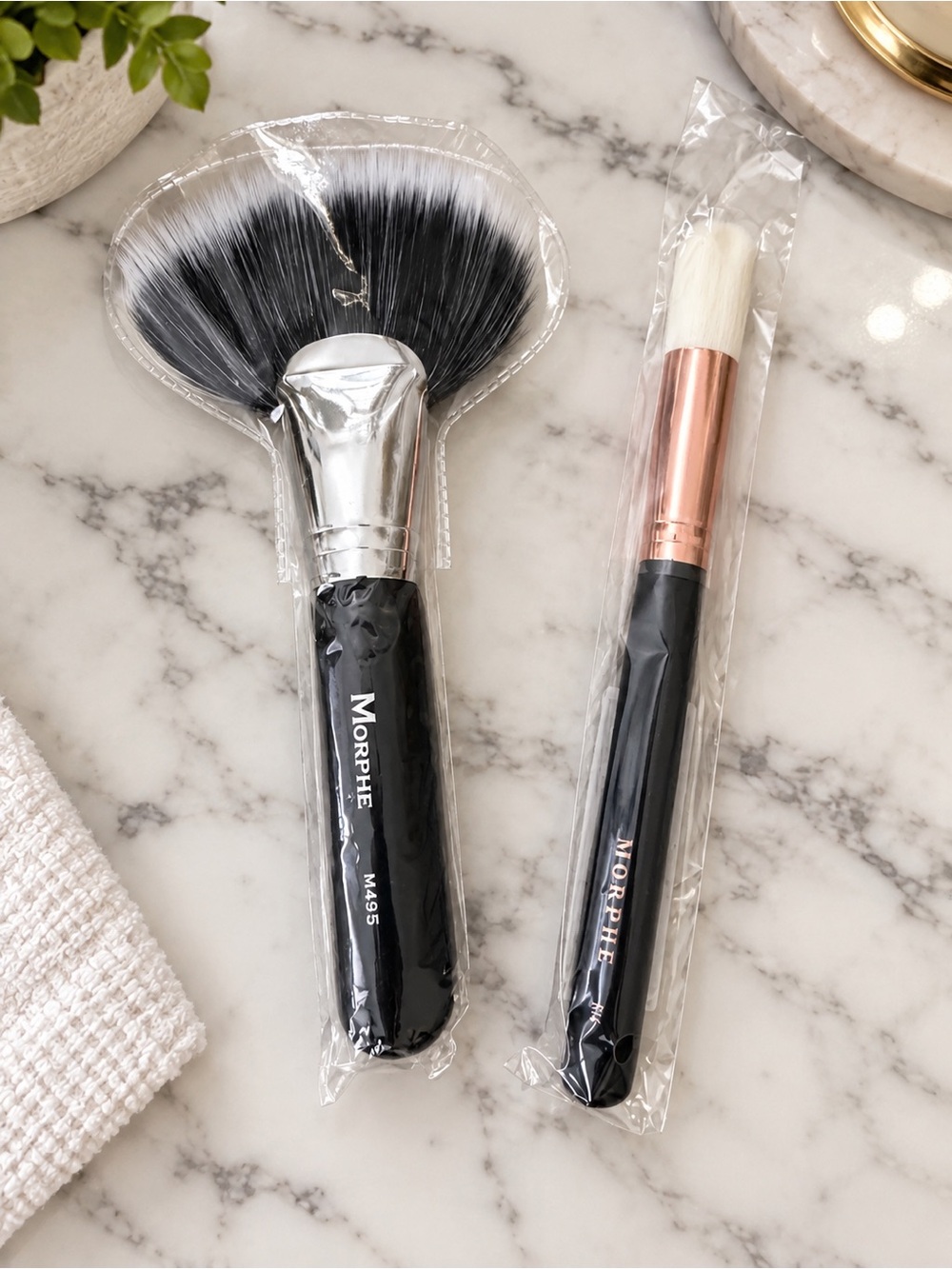Morphe Makeup Brushes BUNDLE - Fan Brush M495 + R14 Contour Brush